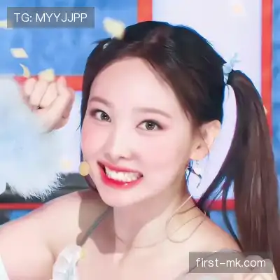 薄霜凤